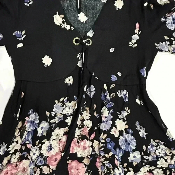 Jodifl black top with flowers size L - Picture 7 of 11